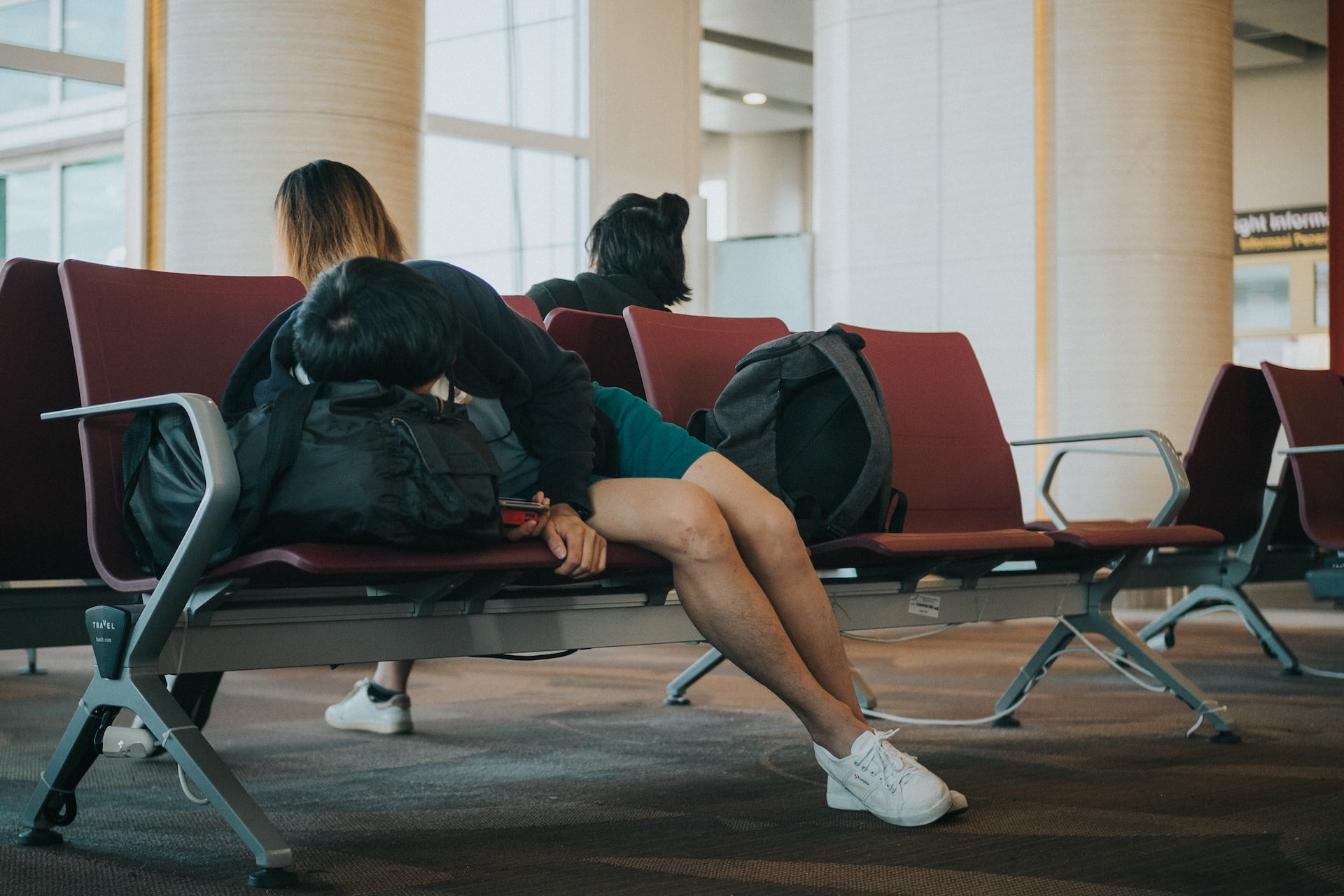 Fight Jet Lag Like a Pro: 5 Expert Tips to Combat Jet Lag